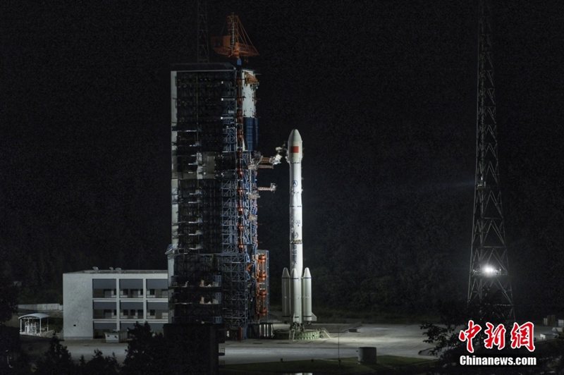 China envia novo satélite experimental de comunicação com sucesso