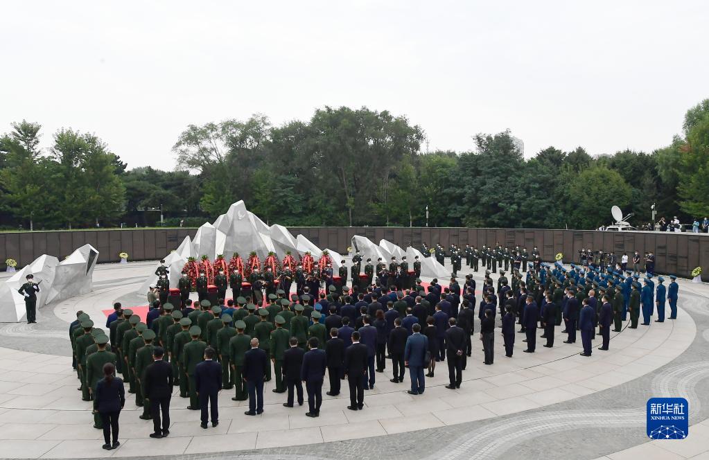 China realiza funeral de 109 soldados mártires da Guerra da Coreia