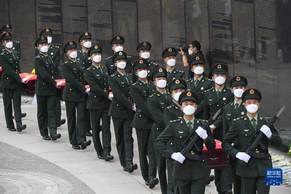 China realiza funeral de 109 soldados mártires da Guerra da Coreia