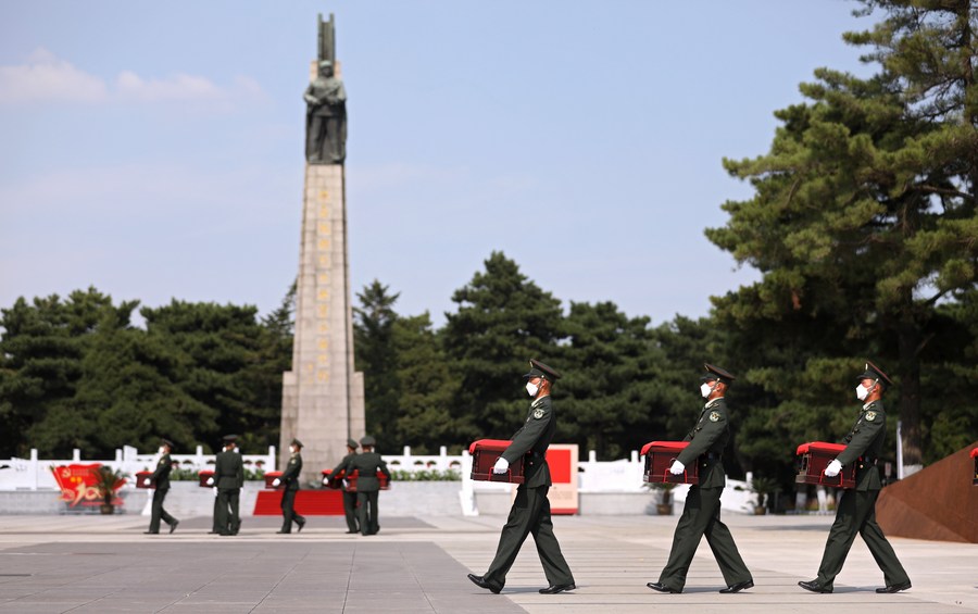 China realiza funeral de 109 soldados mártires da Guerra da Coreia