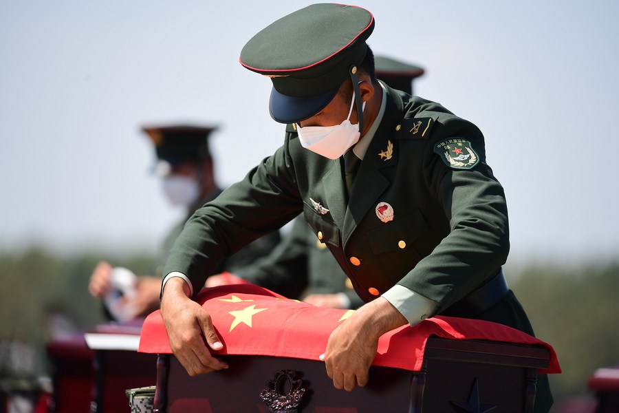 China realiza funeral de 109 soldados mártires da Guerra da Coreia