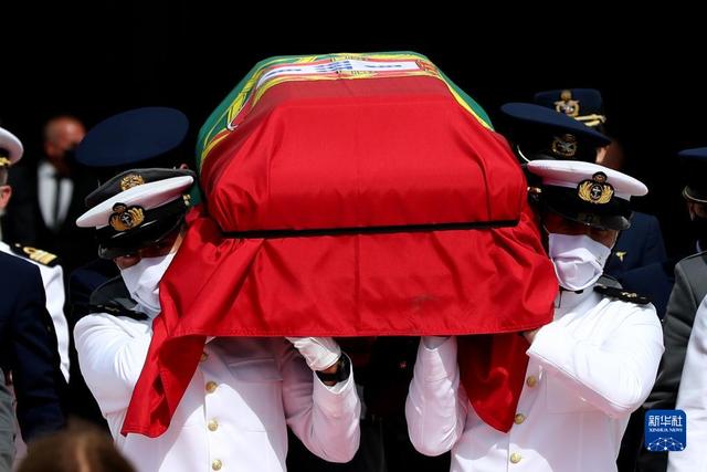 Portugal realiza funeral com honras de Estado para o ex-presidente Jorge Sampaio