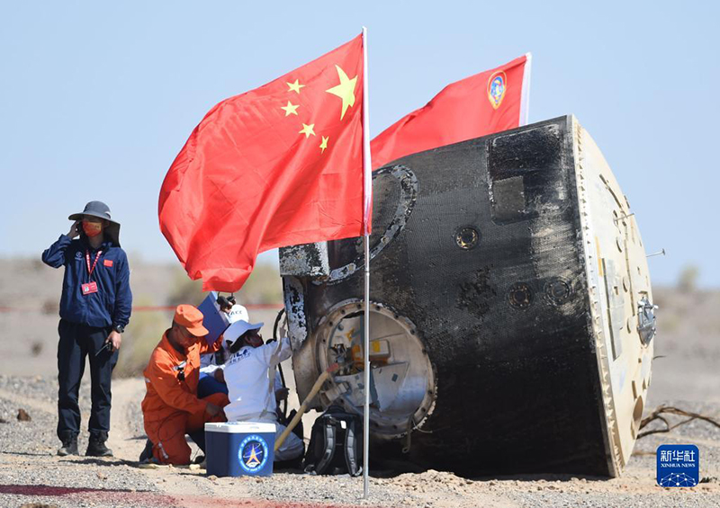 China anuncia sucesso da missão espacial tripulada de Shenzhou-12