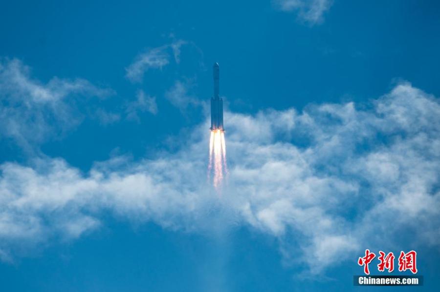 Cargueiro espacial da China acopla com módulo central da estação espacial