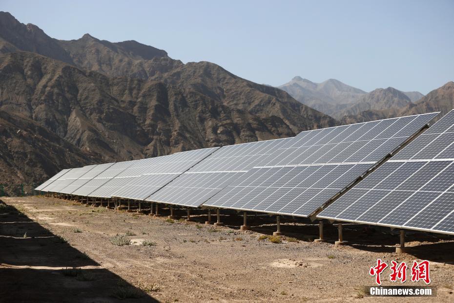 Xinjiang: usina fotovoltaica ajuda a consolidar conquistas de erradicação da pobreza