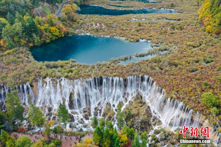 Galeria: outono revela o colorido de Jiuzhaigou, sudoeste da China