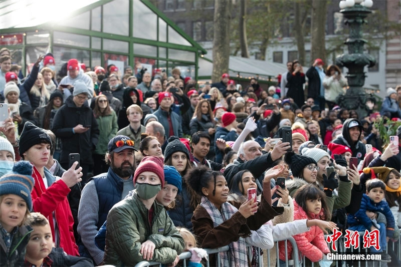 EUA: desfile de Dia de Ação de Graças é realizado em Nova York 