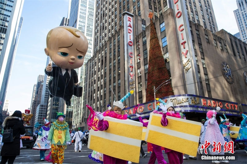 EUA: desfile de Dia de Ação de Graças é realizado em Nova York 