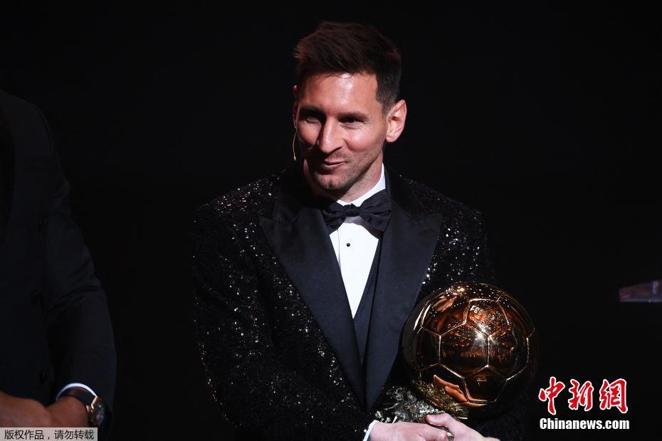 Messi eleito vencedor da Bola de Ouro 2021