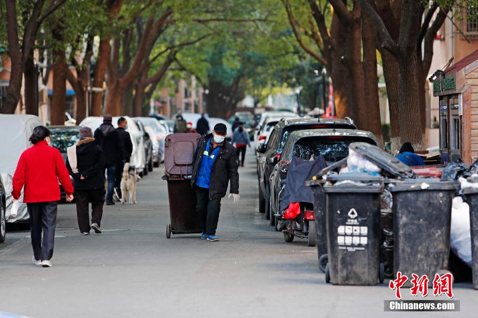 Shanghai: autoridades asseguram normalidade no dia-a-dia dos residentes em confinamento