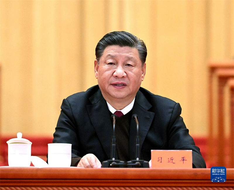 Xi Jinping destaca confiança cultural em importante reunião de artistas e escritores