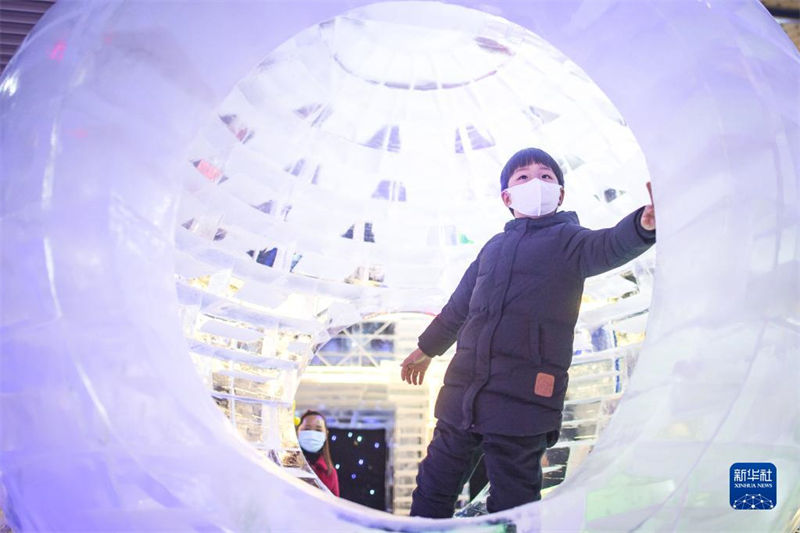 8º Festival Nacional do Gelo e da Neve é inaugurdo em Wuhan