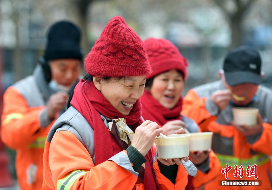 China celebra Festival de Laba