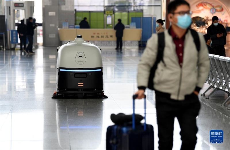 China: estações ferroviárias e aeroportos tomam novas medidas para garantir viagens durante chunyun