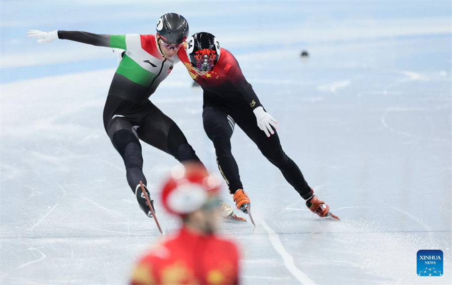 Beijing 2022: patinador chinês Ren Ziwei ganha ouro na patinação de velocidade de pista curta de 1000m masculino