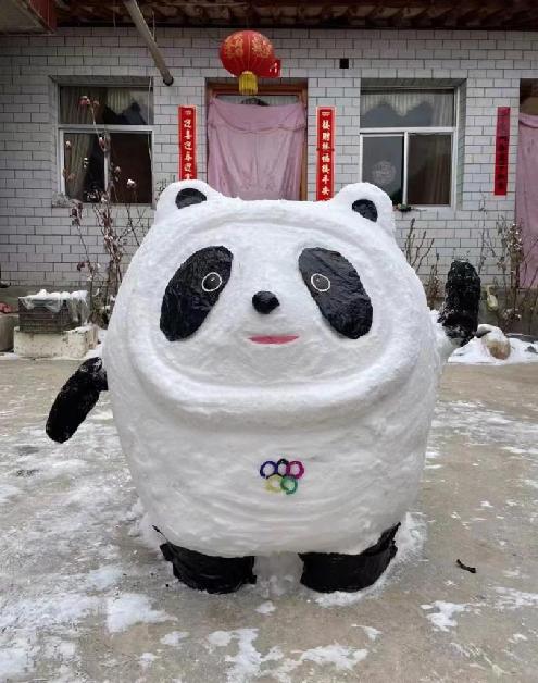 Bing Dwen Dwen, a mascote popular de Beijing 2022