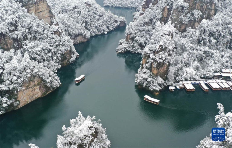 China registra queda de neve em várias cidades