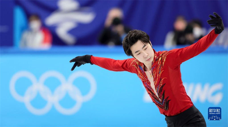 Salto axel quádruplo de Yuzuru Hanyu é reconhecido pela ISU, Jin Boyang da China bate o melhor recorde pessoal