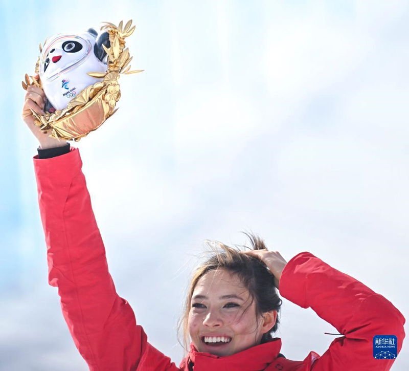 Beijing 2022: Gu Ailing conquista prata na final do snowboard slopestyle feminino