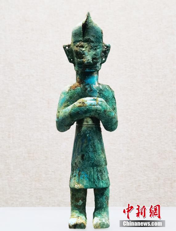 Sichuan:“máscara de bronze” de Sanxingdui está oficialmente à disposição do público