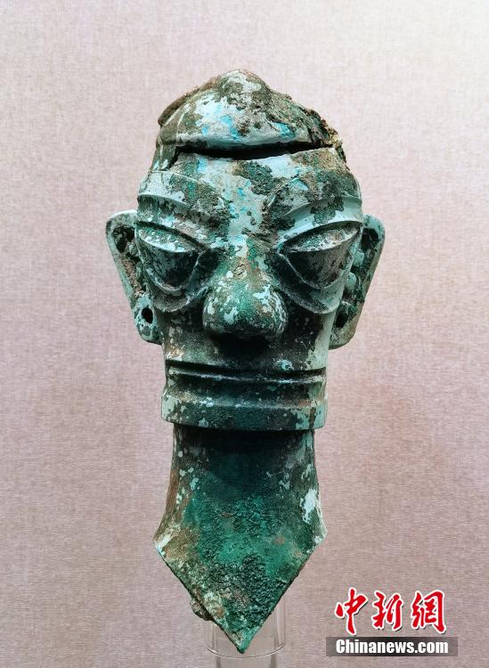 Sichuan:“máscara de bronze” de Sanxingdui está oficialmente à disposição do público