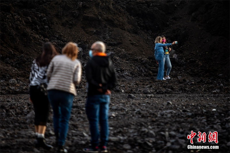 Espanha: erupção vulcânica na ilha de La Palma promove 