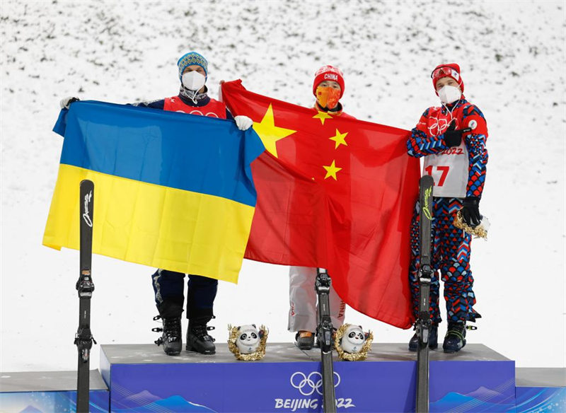 Beijing 2022: Qi da China ganha ouro nos aéreos masculinos de esqui estilo livre