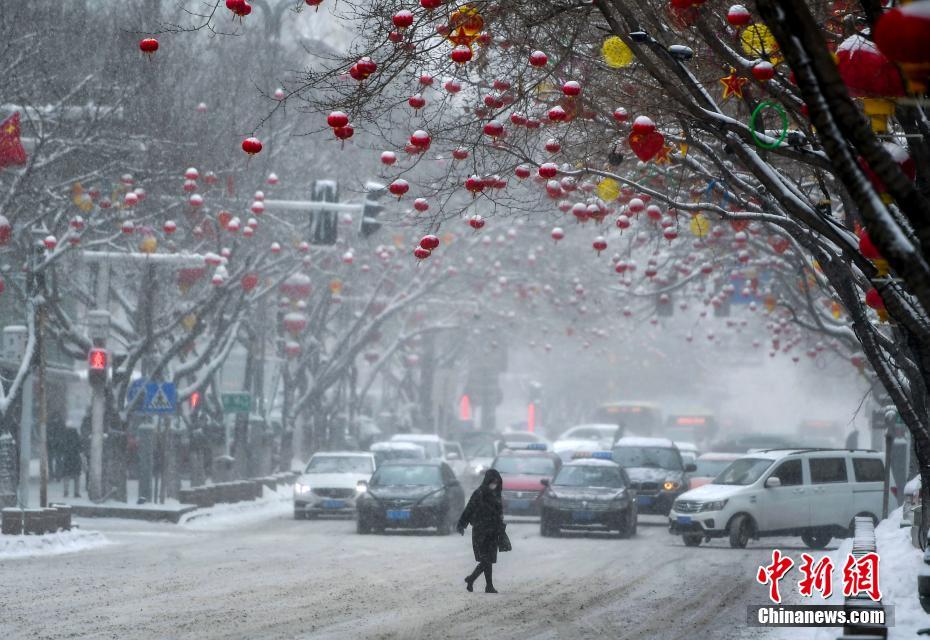 Xinjiang: queda de neve em Urumqi