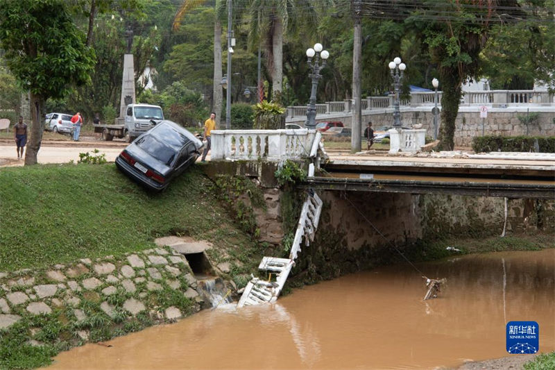 Brasil: número de mortes por chuvas fortes no Rio de Janeiro sobe para 78