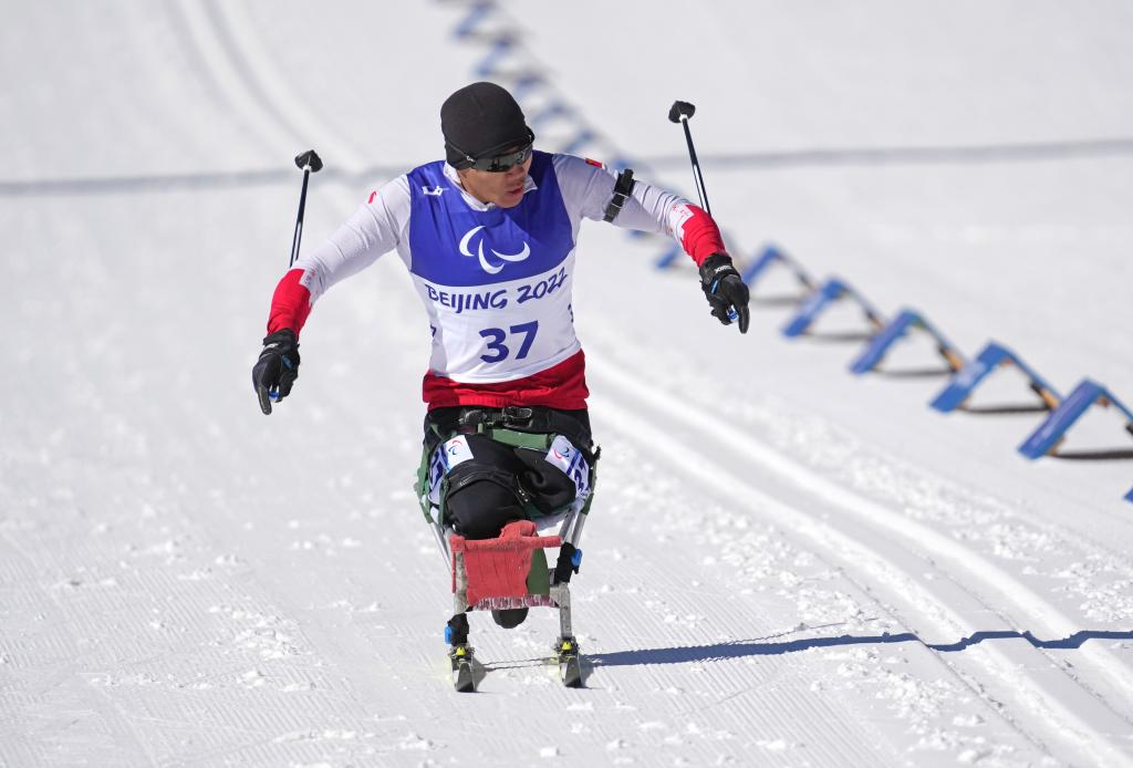 Liu Zixu conquista primeira medalha de ouro da China no biatlo nos Jogos Paralímpicos de Beijing 2022