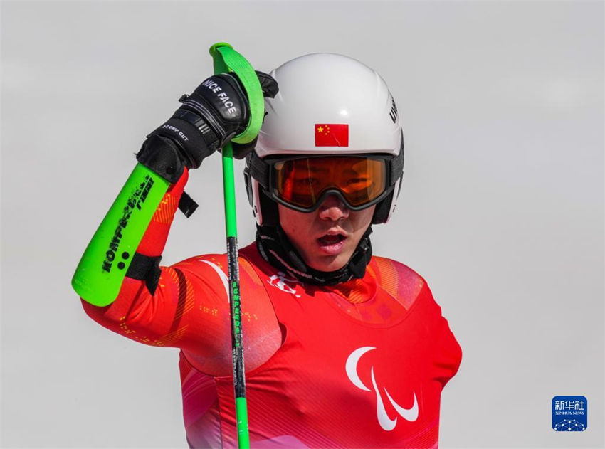 Liang Jingyi conquista ouro em super-G masculino de pé nos Jogos Paralímpicos de Inverno de 2022