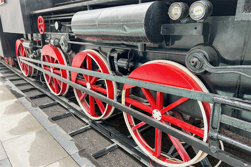 Galeria: modelo de trem a vapor em Zhengzhou atrai visitantes 