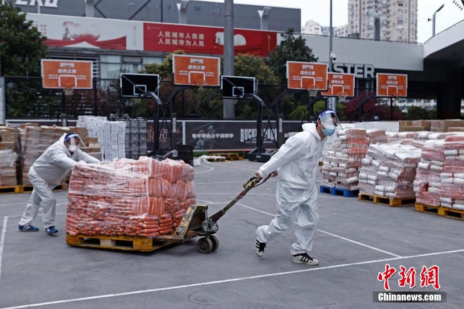 Shanghai estabelece armazéns de emergência para garantir suprimentos em meio à Covid-19