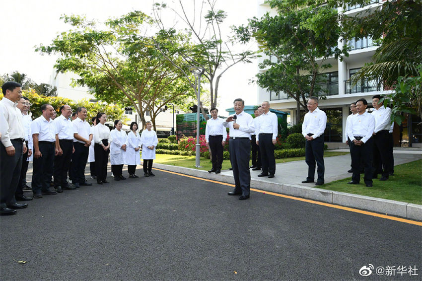 Xi Jinping inspeciona Província de Hainan, no sul da China