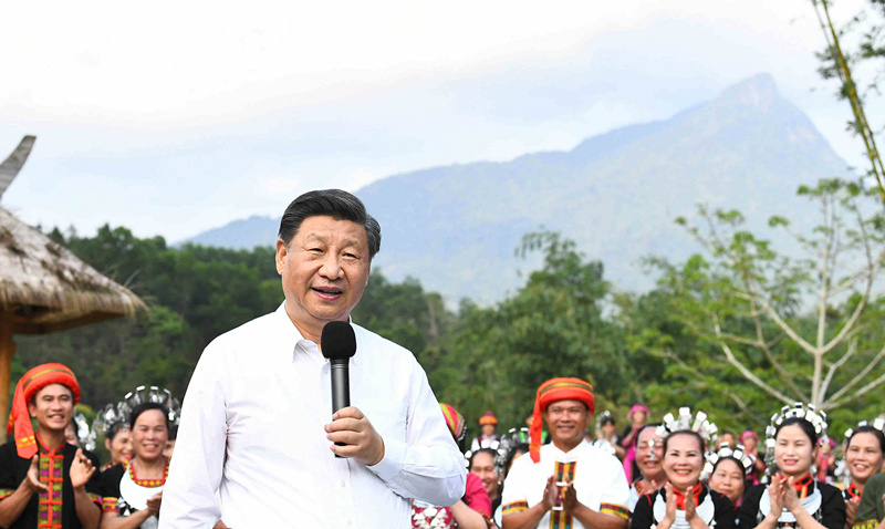 Xi Jinping inspeciona Wuzhishan em Hainan