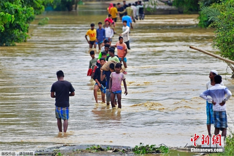 Índia: inundações causam mais de 800 mil desabrigados no estado de Assam