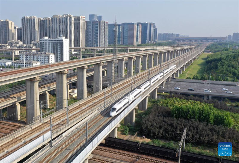 Terminada construção de ferrovia de alta velocidade na região do reservatório das Três Gargantas 