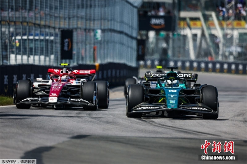 Piloto chinês Zhou Guanyu bate seu melhor recorde de F1