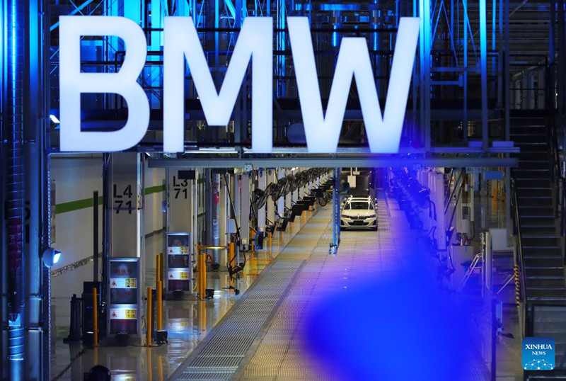 BMW abre nova fábrica na China