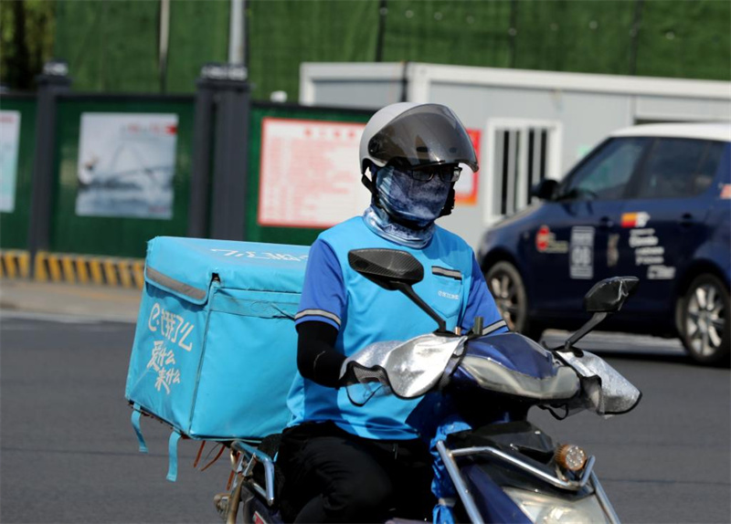 Shanghai emite alerta vermelho para altas temperaturas