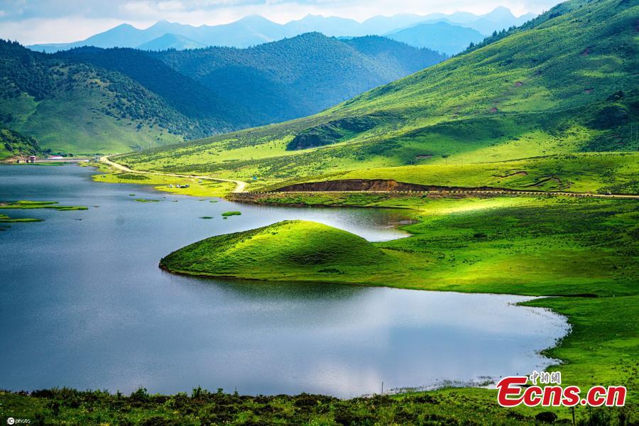 Galeria: lago pitoresco em Sichuan