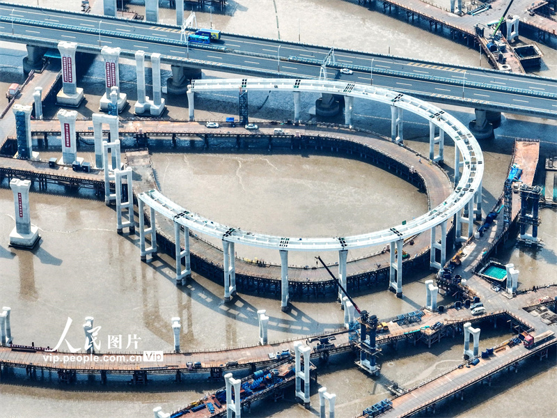 Maior viaduto marítimo da Ásia está em construção no leste da China
