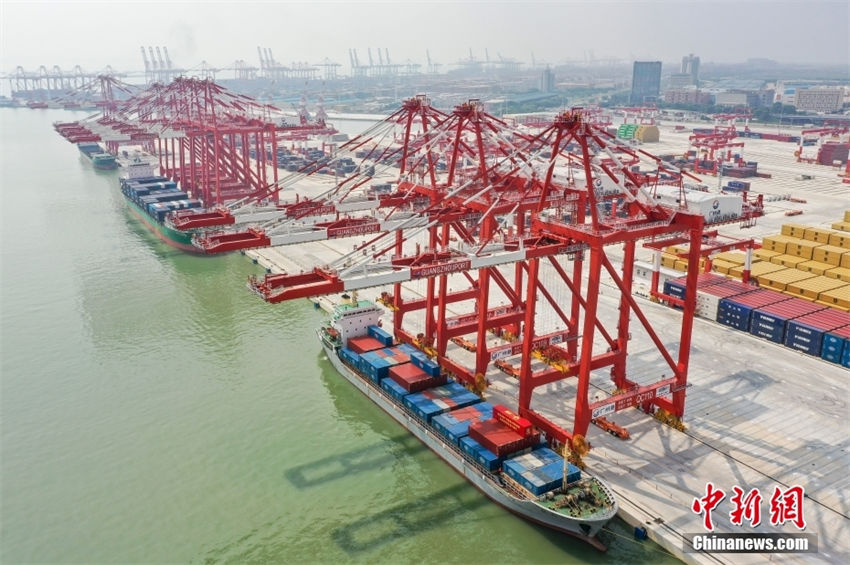 China: primeiro terminal de transporte multimodal totalmente automatizado do mundo entra em operação