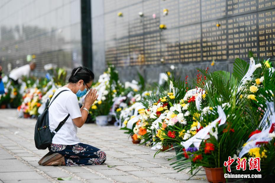 Assinalado 46º aniversário do terremoto de Tangshan