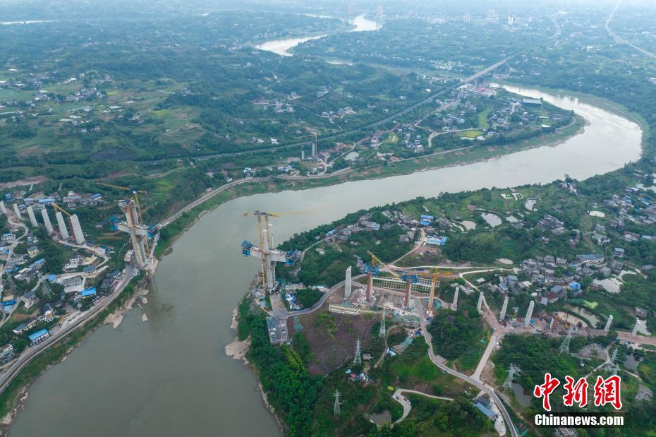 Construção da seção Sichuan-Chongqing da ferrovia de alta velocidade Chongqing-Kunming em curso