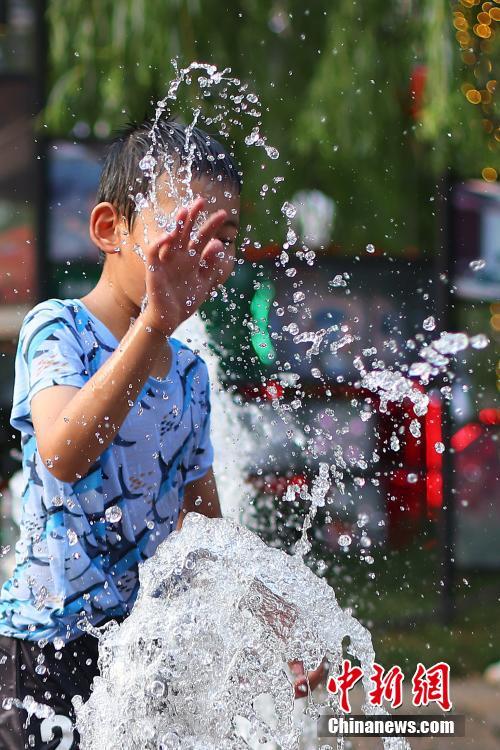 China: vários locais são afetados por onda de calor