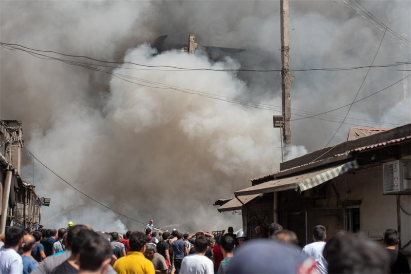 Explosão no centro comercial armênio causa 1 morte