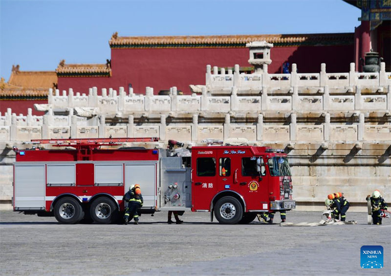 Ensaio do combate ao incêndio realizado no Museu do Palácio