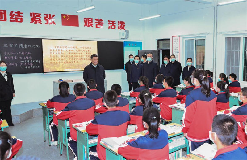 Xi Jinping destaca avanço da revitalização rural em inspeções a Shaanxi, Henan