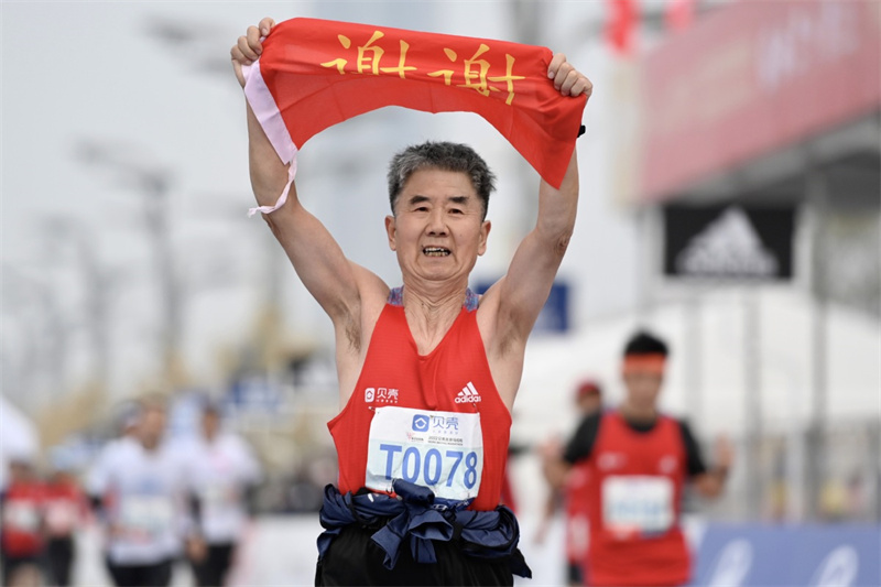 Maratona de Beijing regressa após hiato de dois anos